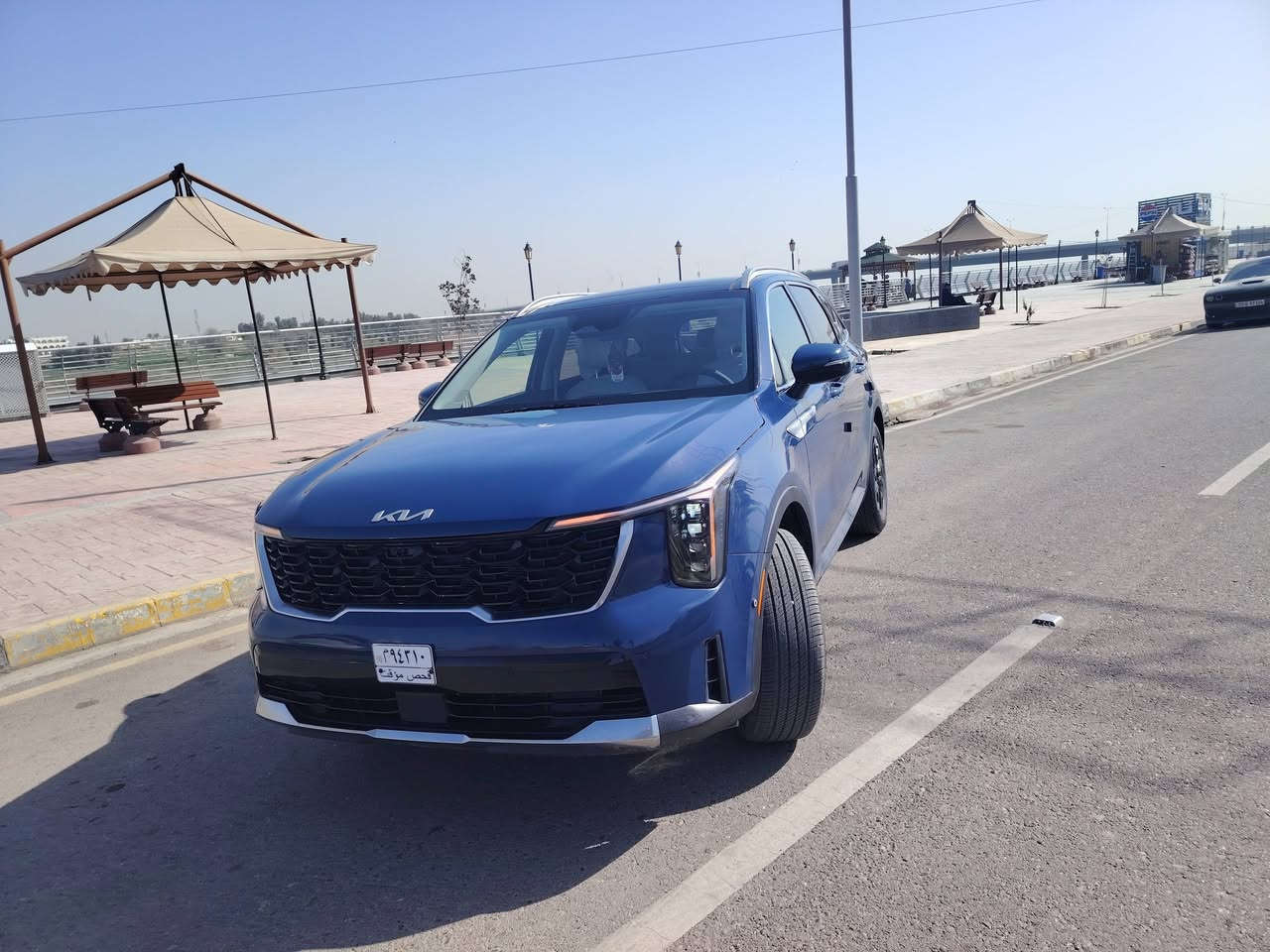 السلام عليكم سورنتو 24 أمريكي محرك 2500 فول بنوراما ماشيه(8000 mi)  ضرره باب وجاملغ وبوند وتكمه 
بجم كبس شواصي مكفوله  رقم شاصي(5XYRL4JC6RG271974) 
موصفات
تحديد مسار
نقطه عمياء
وتو هولد
هاند بريك بصمه
تشغيل عن بعد
اربع انضمه قياده
كشن تدفئه
قياده اليه
كروز
وبعد بيها موصفات خير من الله
رقمي(***********) تواصل عبر واتساب
