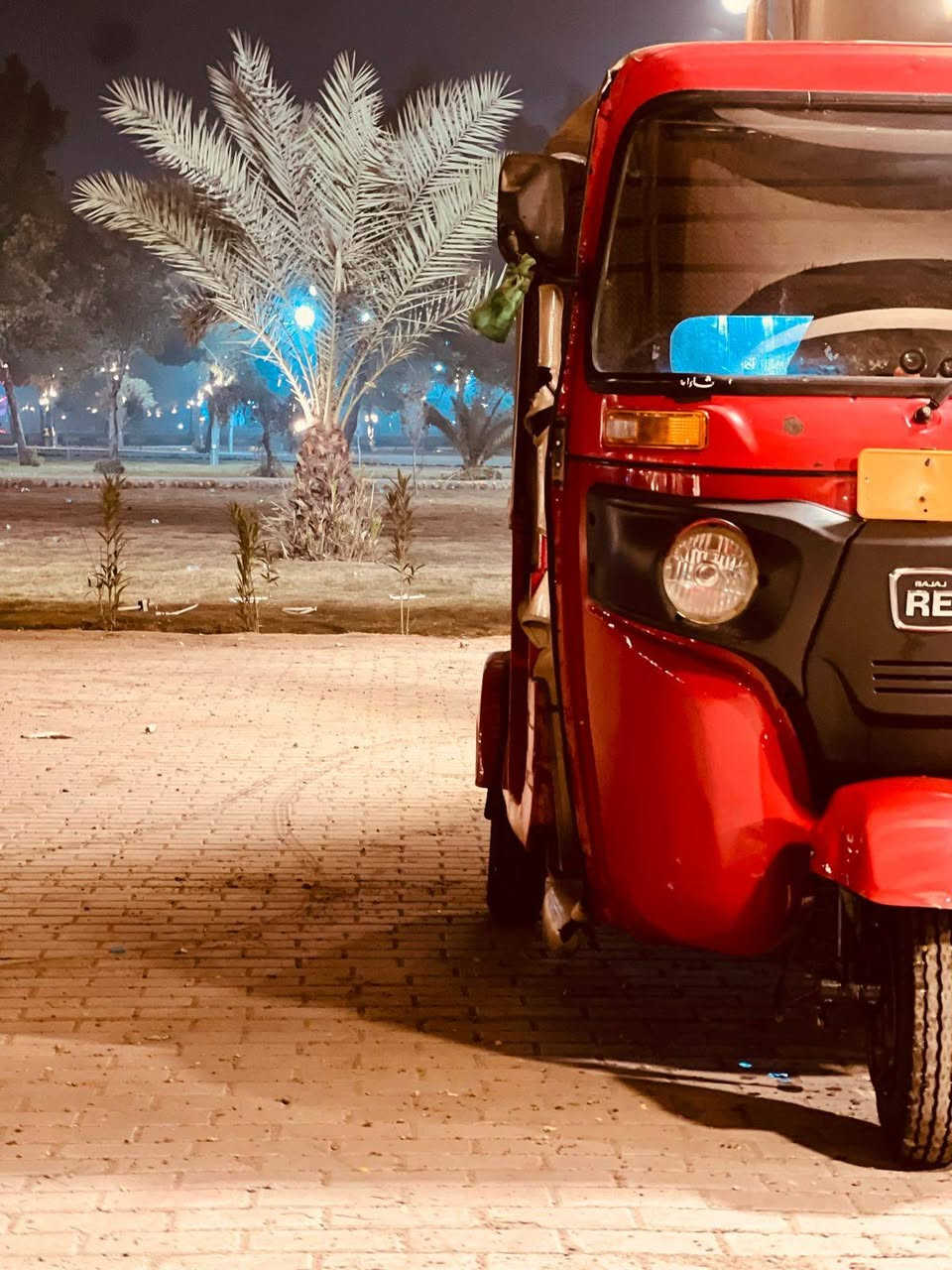 سلام عليكم تكتك البيع موديل 18 مكفوله معمر بس دوس فقط مكينه اكسل كفاله العنوان بياع الرقم ***********
