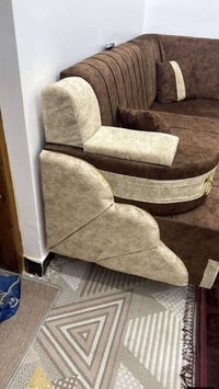 تخم نظيف فول محتاجه واريد ابيعهم 100 تواصل07701832396