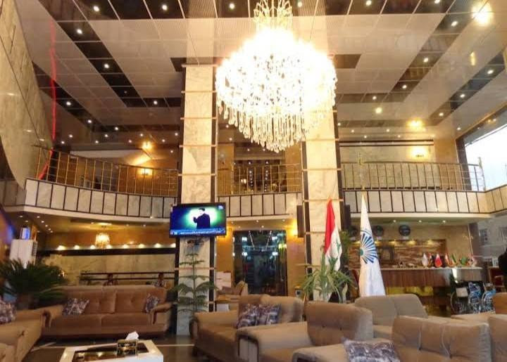 نرحب بكم في فندق السراج المنير ونتمنى لكم طيب الإقامة وقبول الزيارة...    سعر النفر15 نفرين 25

يتوفر لدينا غرف ثنائية وثلاثية ورباعية وخماسية....ويتوفر انترنت وحمام شرقي غربي 

مع كافة وسائل الراحة للحجز يرجى الاتصال على الأرقام التالية...***********...***********

كربلاء المقدسة -شارع ميثم التمار مقابيل اسواق الكفيل
