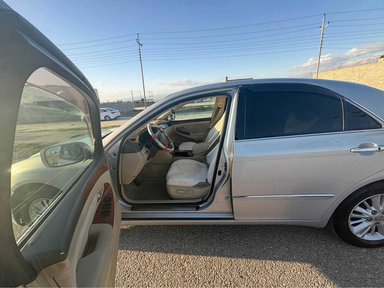 بەناوی خوا شاهینە ٢٠٠٥ مووس مووس 
بە شەرتی گێر و مەکینە ١٨٢ دوو دوگمە
ناوزەردی ساج قاوەی
لە ڕەسمەکان جوانترە 
هەڵەبجەی شەهید 
پێش و پشتی کەپس
یەک بست بۆیاخی سقفی هەیە و تەواو
سیعری ٥١ مەعمەلەیە برایانە حلبجة, السليمانية


**إذا كنت صاحب هذا الإعلان وتريد حذفه لأي سبب، رجاءا أرسل رسالة إلى الدعم الفني**