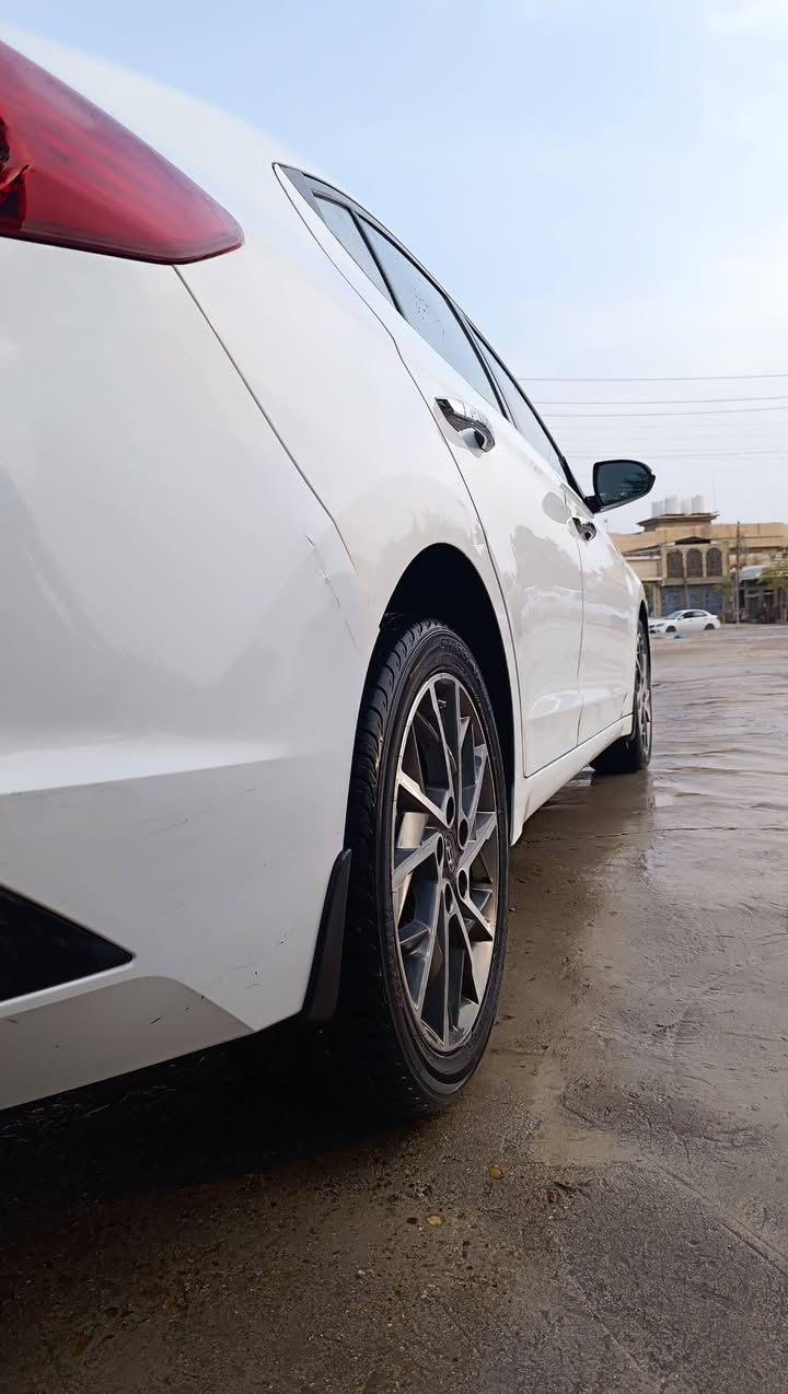 السلام عليكم
النترا 2020 خليجي الگاصد
 محرك 2000 دوش
مكفولة مامفتوح بيها ولابرغي عدا رصعات بصيطه 
فتحه سقف
صندق ذكي
ترحيب
بصمه تشغيل وابواب
كشنات اصل جلد ومغلف جلد
عداد 149 قابل للزيادة
رقم بابل بسمي
السارة موجودة بالنجف


**إذا كنت صاحب هذا الإعلان وتريد حذفه لأي سبب، رجاءا أرسل رسالة إلى الدعم الفني**