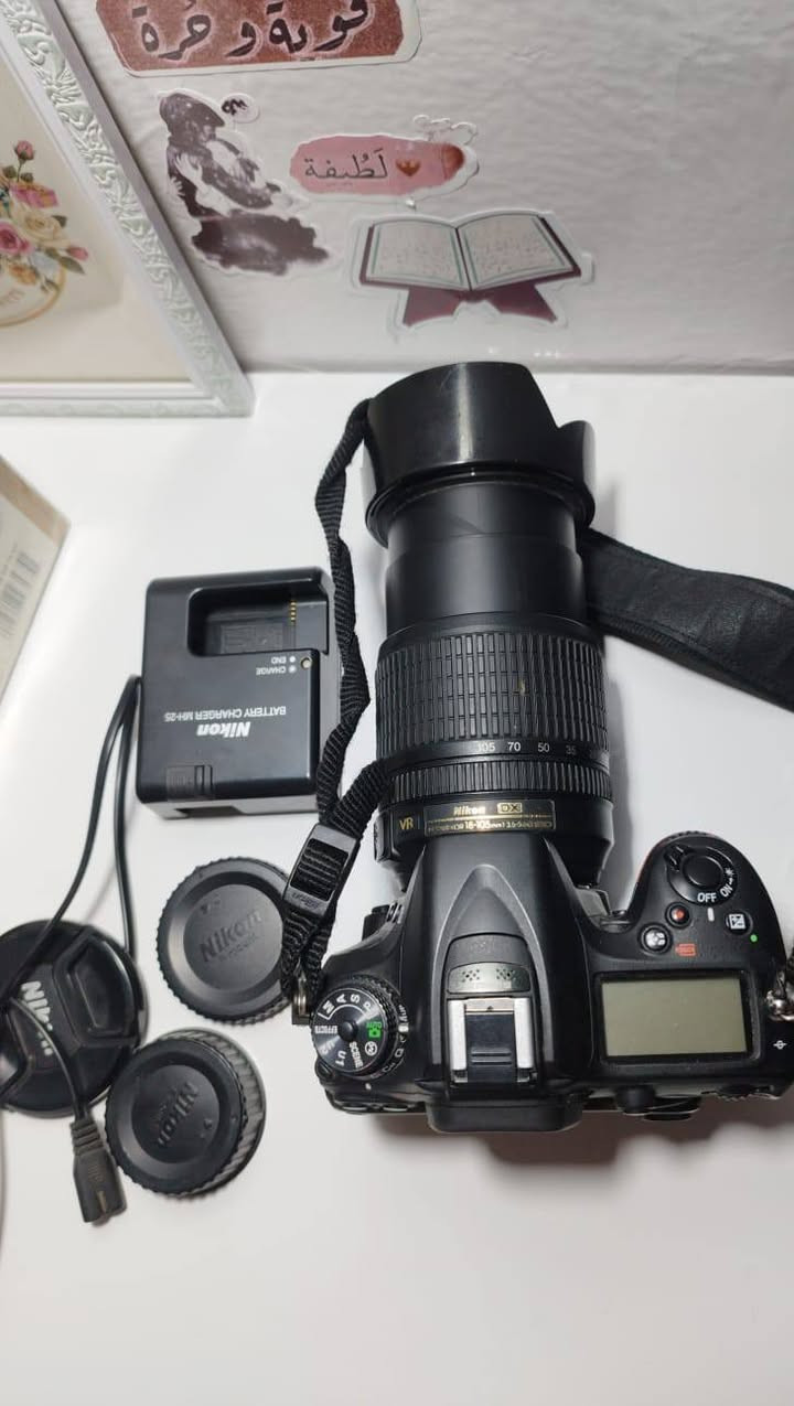 � كاميرا نيكون D7100 للبيع
كاميرا نظيفة استخدام شخصي
نسبة النظافة 90٪ وتعمل بكفاءة عالية بدون أي مشاكل

🔹 تأتي كاملة مع الملحقات:
 • العدسة الأصلية
 • البطارية
 • الشاحن
 • الحزام

- شتر 10 كي 
- سعر 700 وبيها مجال 
- للتواصل خاص


**إذا كنت صاحب هذا الإعلان وتريد حذفه لأي سبب، رجاءا أرسل رسالة إلى الدعم الفني**