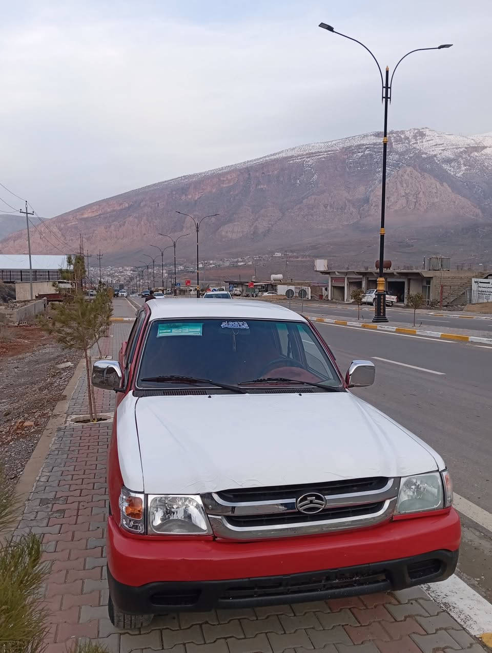 بسم الله الرحمن الرحيم ,,,,,, 
دێر 2010    مەنەفێست اسڵی 
کوشین مەرزیە دەژبوڵ مەرزیە 
جام کاربای  جوار تایە باشن 
ویڵ کەپ مەکینە بەخ 
گێرو مەکینە اکسڵ دارو بەردی بەشەرت توندو تۆڵە بەشەرت
سحریشی داوای 34 یەک تۆز مەجاڵ  
*********** زین 
***********  کورەک
