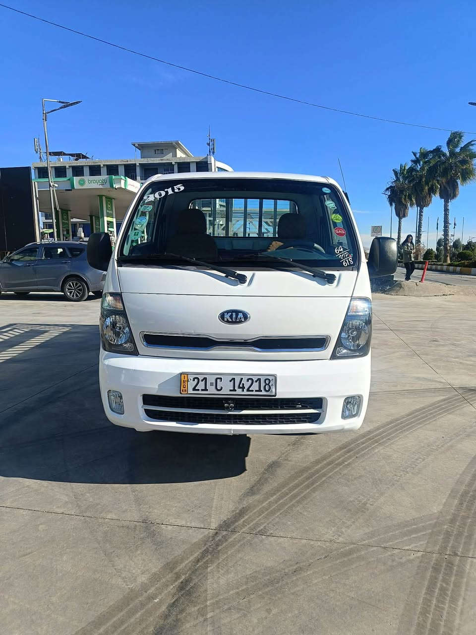 کیا بار ٤ هەزاری عادی 
مۆدیل 2015
سەنەوی تازەیە تا 2028 
 اکسل و گێر و مەکینە بەشەرت تەبرید لەگەڵ سویچ 
بۆیاخی نییە تایەی تازەی بۆ بەستراوە 
هیچ مەسرەفیکی نییە مالی کاسبیە 
سعر 127 معامەلە
شوێن سلێمانی 
 *********** السليمانية, العراق
