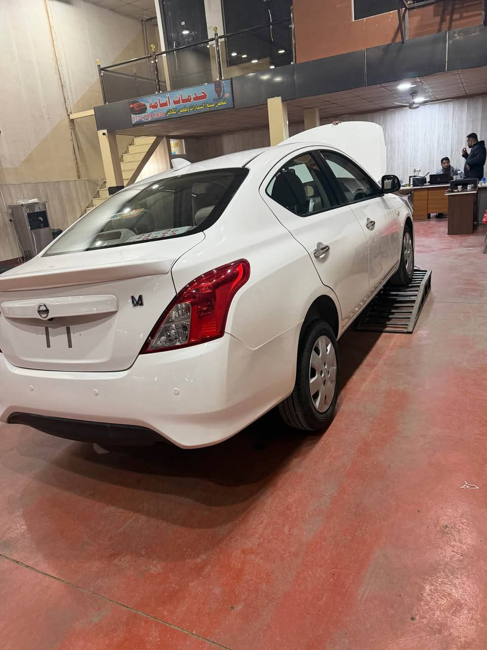 سلام عليكم 
نيسان صني هندي
موديل ٢٠٢٤
ماشيه ٢٠الف 
بيها قطعه واحد صبغ وباب مبدل بلاد 
رقم كاتي وياها ٩٠يوم 
مكان السياره كركوك
سعر ٩٧بيها مجال
رقم *********** كركوك, العراق
