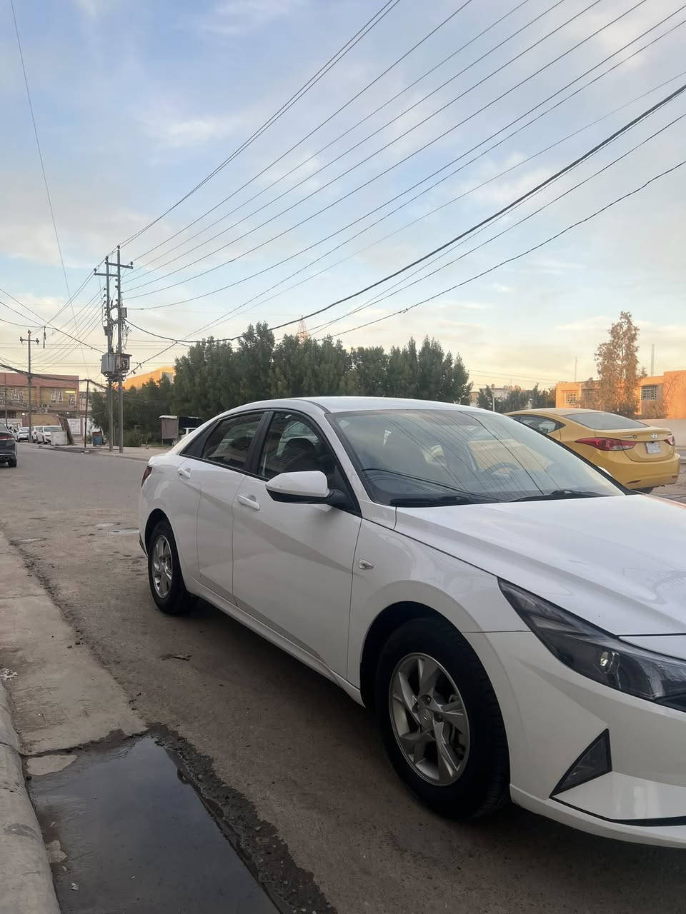 النترا 2022 خليجي مكفول
محرك ١٦٠٠
رقم اربيل ب اسمي تحويل ثاني يوم
السعر ١٦٠مجال جداً بسيط
ماشيه ٦٠ الف

مكان السياره كربلاء
***********
