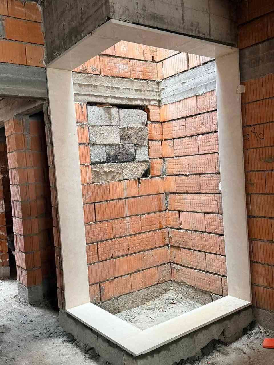 السلام عليكم اسطة واجهات مرمر وحجر  شرط استلام مهندس المتر ب٣٥٠٠ وانزل بيومية والي يكول رخيص خلي يدزيلي ٢٠٠ مال اجار*********** بي واتساب
