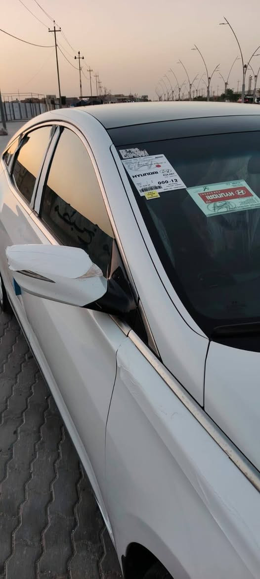 للبيع هونداي ازيره فول موصفات سياره كفاله عامه من كلشي سنويه مجدده مديل ٢٠١٤ مكان سياره البصره لامن داخلي اني مكلف بالنشر تصل على رقم وتدلل وبيه مجال بالسعر سياره خليجي كفاله من كلشي 
*********** البصرة, العراق
