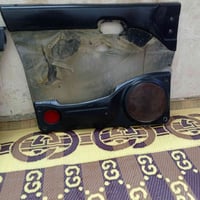 تخم بطاين بس الفايبر مالهن تعبان القباقه نضيفات السماعات بيهن 60 قفلهن...