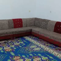 ديوان ١٠ مقاعد • استخدام قليل • حي النصر قرب القوس