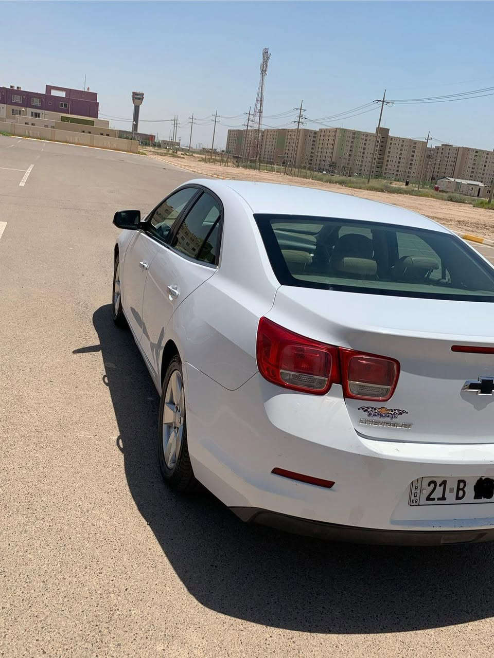 السلام عليكم
ماليبو موديل ١٣ خليجي  محرك 2400  
كير جديد 
منظومة تبريد جديدة راديتر ماء جديد  تخم اذاين جدد صدر جديد امامي وخلفي كامل شاشة اندرويد  هاندبريك بصمه دواخل السيارة جدا نظيف . تخم تايرات جدد باتري جديد 
دسكات  جدد 
بيها صبغ  نص باب ودوسه والدعاميه  الاماميه مبدله  بحادث في بغداد والبنيد مبدل بلاد بلون صدفي 
رقم سليمانيه باسمي تحويل مباشر  
ما بيها سونار. انته افحص براحتك وديها وين ما تريد ترايك. وين ما يعجبك 
لظروف خاصة  عارضها للبيع. 80 ورقة. بيها مجال 
راسل او اتصل ***********
