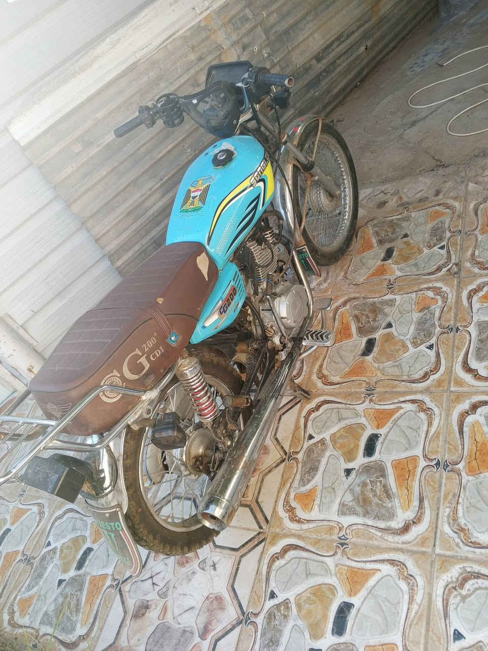 سلام عليكم دراجه للبيع سونك موديل 2024 مكينه 200cc نضيفه مكاني تاجي منشاه نصر رقم *********** سعر 450
