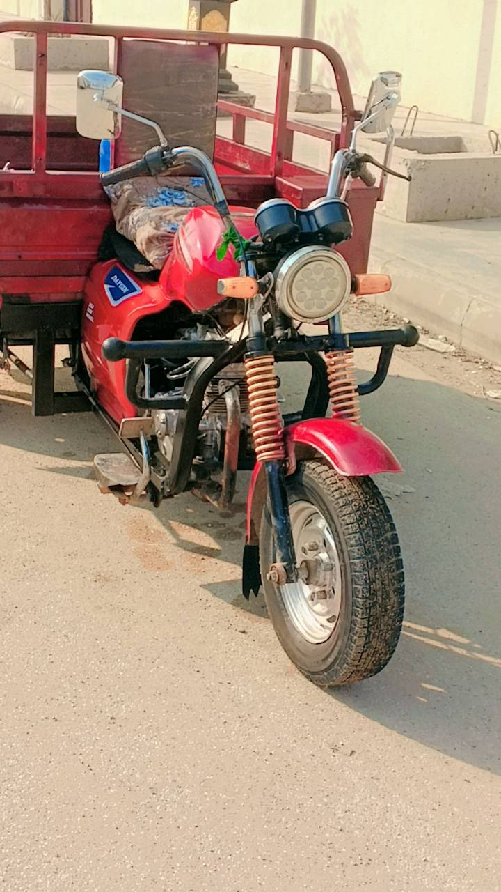 يالله السلام عليكم اخواني ستوته للبيع موديل 2015جاهزه مكينه 23ناعمه سلف نكره باتري جديد ضفيره جديده 
تخم تاير صدر جديد ستوته بلاديه امانه الله ورسوله 
اوراق اصوليه مسجله بلمرور 
مكاني واسط قضاء العزيزيه 
اتصل وبيك خير وتدال ***********
