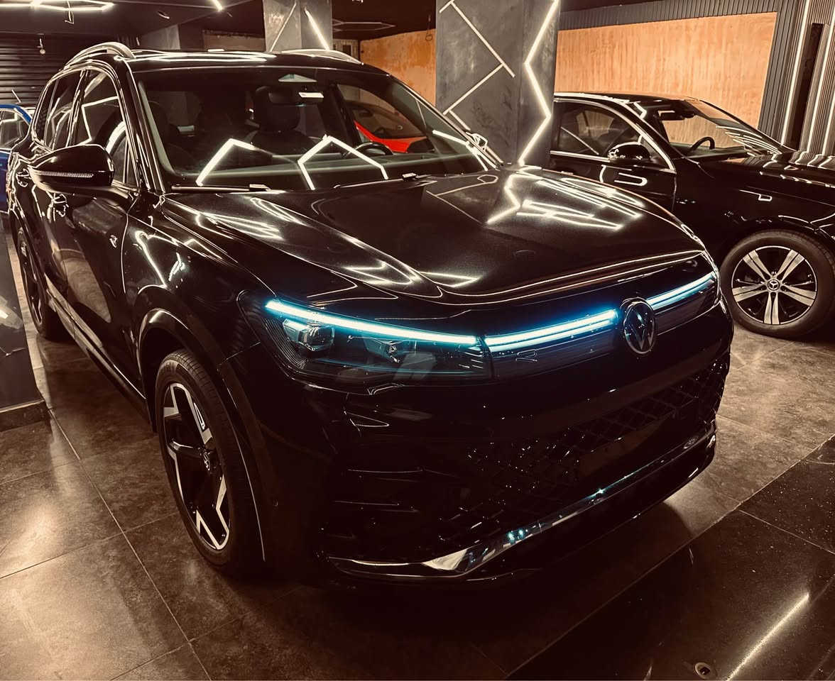 تيجوان موديل 2024 R Line فبريكا 40000Km صيانه توكيل منتظمة بالتوكيل السيارة مازالت بالضمان اول استخدام بها رخصه سنه و بها طبقة حمايه بروتيكت مي ضمان 10 سنوات حالة ممتازة جدا مع إمكانية البدل و التقسيط للاستفسار 01091208877 القاهرة, مصر


**إذا كنت صاحب هذا الإعلان وتريد حذفه لأي سبب، رجاءا أرسل رسالة إلى الدعم الفني**