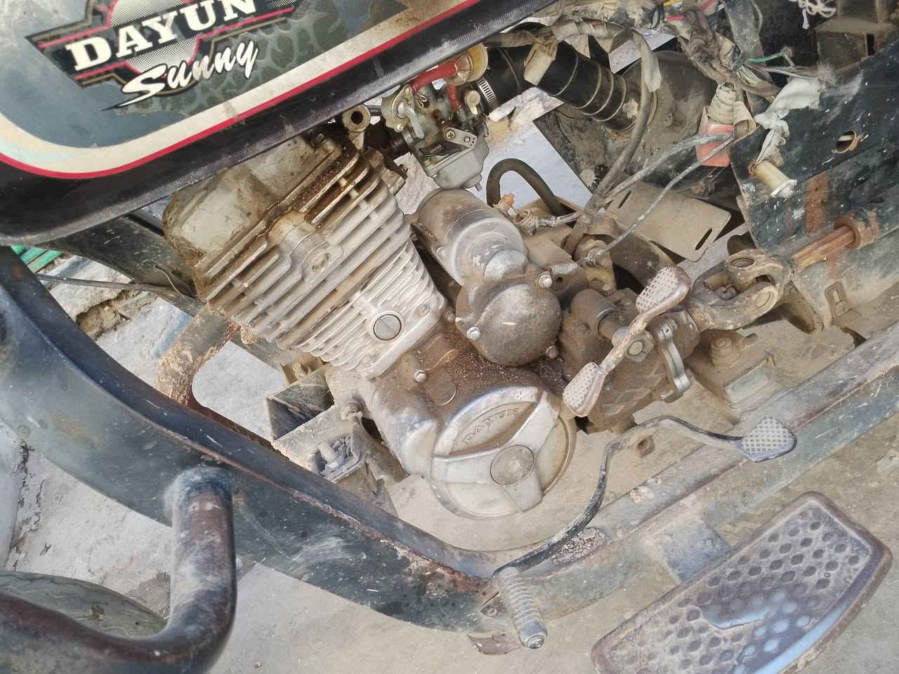 سلام عليكم ستوته اللبيع موديل2009رقم اسود سعره 750مكانه نعمانيه الرقم ***********
