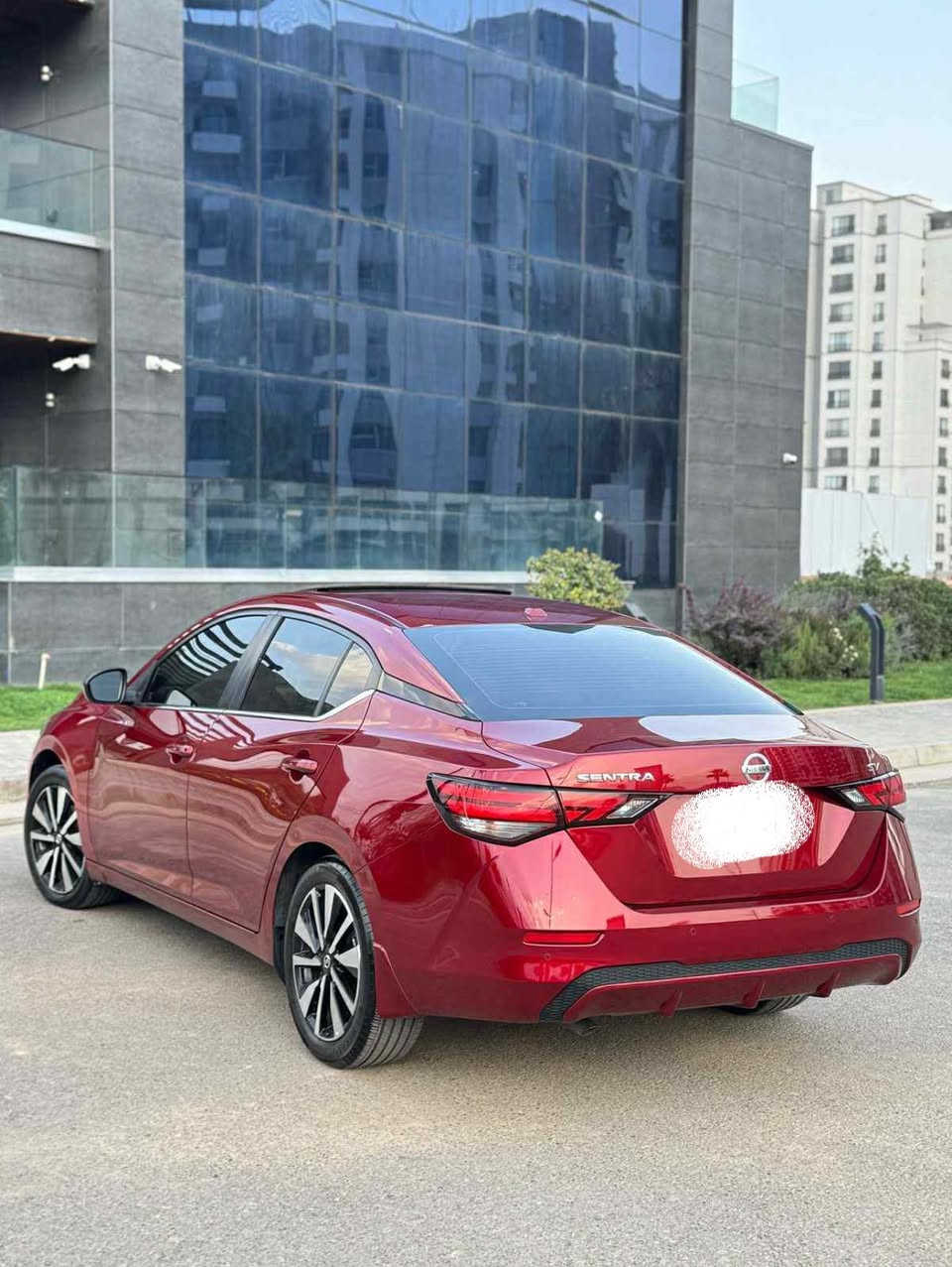 سلام عليكم نيسان سنترى SVبلاص موديل 2023 فول مواصفات
حادث السياره خفيف جداً جاملغ صفحت السايق وشويه من البنيد 
المواصفات 
1- تشغيل عن بعد 
2- فتحت سقف 
3- تحكم استيرن 
4- كشنات تدفئه + ستيرن
5-شاشه تبريد وتدفئه 
6-حساسات 4صفحات 
7 - توفق ذاتي خلفي وامامي 
8-داخل جوزي 
السياره على وضع الشركه وما ماشيه هواي مال بيت يعني ما تعبانه بسمي السياره ((رقم السياره اربيل))سنويه جديده  مكان السياره واسط كوت قضاء الحي 
رقم :- *********** 
سعر :- 155 وبيه مجال
