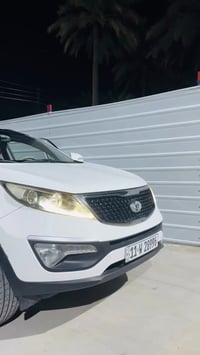 سيارة سبورتج للبيع نضيفة فول ٢٠١٤ فول مواصفات بنرومات ثنين تبريدها خير...