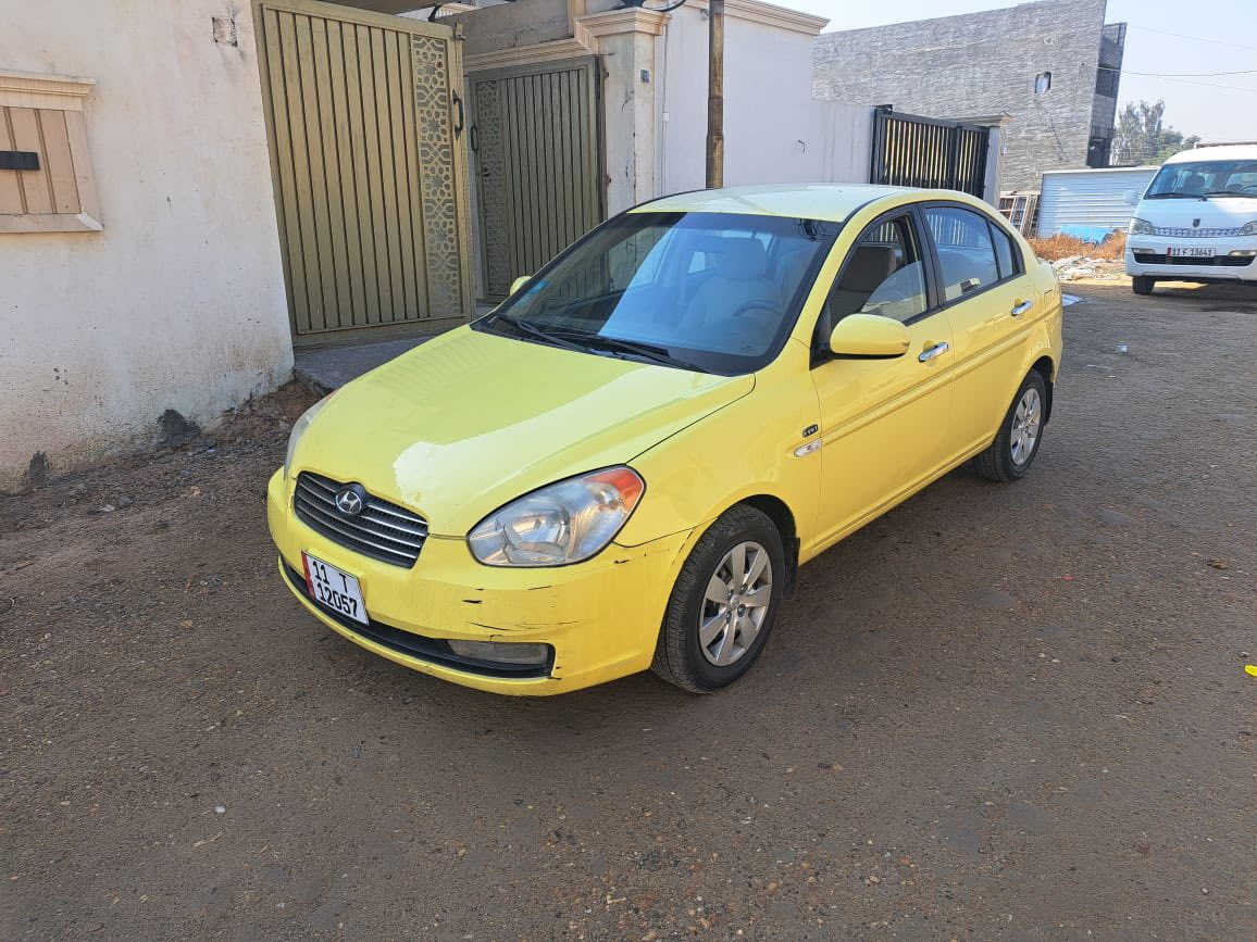 السلام عليكم
اكسنت شركة العامه
موديل 2011
مكان السياره بغداد 
السعر 97بيها مجال
***********
