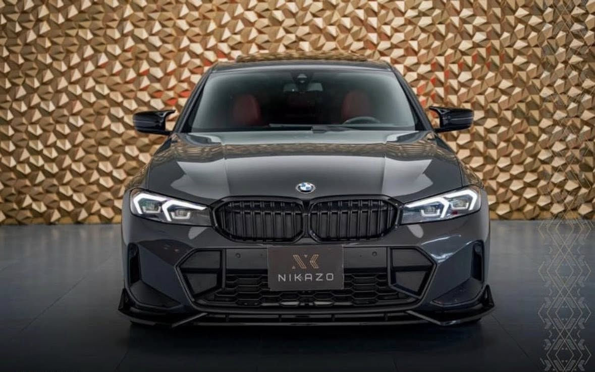 السلام عليكم BMW 330i للبيع موديل 2023.  

محرك 4 سلندر 2000 توين بور تيربو صاروخ 🚀 

وارد كندي ممشى السيارة 30.000 الف فقط

لون اسمنتي مميز  دواخل لون احمر رقم اربيل 

السيارة 1/1 فول مواصفات M Package اصل 

ويل 19 و تخم تايرات رن فلات جديدة بالكامل

السيارة بدون حادث كلين تايتل شرط الفحص 

بالسونار ومغلفه ppf بالكامل السيارة نضيفة 

كلشي مابيها صفر مسج  نضيفة من كل نواحي 

نقطة مصرف ماتحتاج تحويل مباشر

المواصفات :

رادار امامي 

تحذير رادار من الاصطدام الأمامي + فرملة تلقائية إذا قربت نصدم
 
تحديد المسار وتحذير بالنقاط العمياء بالمرايات

رادار تحذير وكشف المشاة اذا قربت تصدم

 حساسة 360 درجة امامي وخلفي كامرة خلفيه

فتحة سقف ونظام دخول ذكي وترحيب وبصمة
     
شاشة تدعم نظام  Apple CarPlay /Android

كشنات كهربائية و نضام تدفئة وخزن ميموري

تدفئة ستيرن و شاشة وعداد الكترواني بالكامل

قطعتين تبريد امامية وخلفية منفصلة

نظام اوتو هولد وهاند بريك كهربائي وشفتات

صندوق كهرباء وبالرجل هم ينفتح ومري شفط

انارة داخلية متغيرة LED ل 12 الالون مختلفة

منافذ شحن USP امامي وخلفي 

نضام البريك الرياضي الحجم الكبير لون الازرق

شباك امامي كهربائي ينفتح وينسد حسب الحاجة

وباقي مواصفات هواي معروفة بال BMW

سعر السيارة : 42.000 الف دولار

للتواصل : ***********
