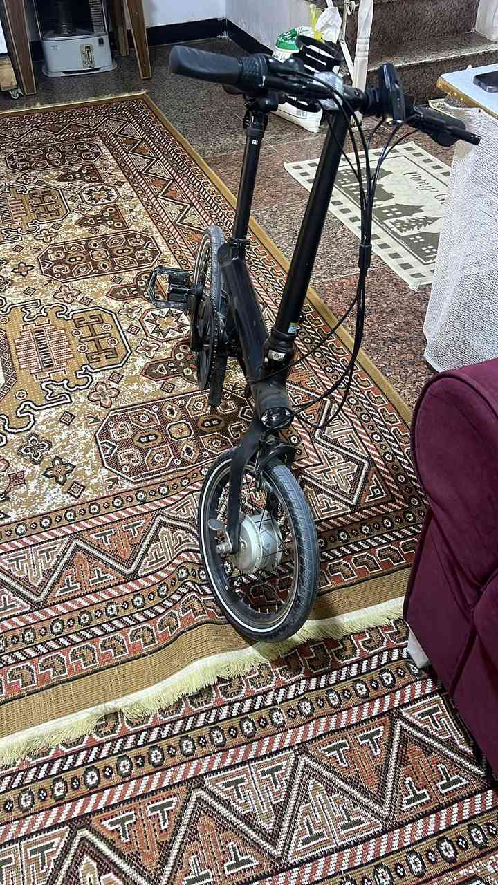 باسكل مساعد شحن جديد استعمال قليل مال باله السعر 300دولار


**إذا كنت صاحب هذا الإعلان وتريد حذفه لأي سبب، رجاءا أرسل رسالة إلى الدعم الفني**
