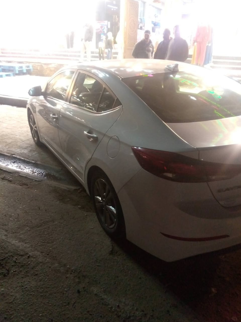 النترا 18بيضة وارد امريكي حادثهة بل جاملغ مبدل بيهة جاملغ وبنيد بدون إرباك وبدون دواخل  تخم تاير جديد باتري  سيارة نضيفة نص فول ماعدا لبصمة ولفتحة تحكمات كولهة شغالة كامرة خلفية ..لسعر 135 وبيهة مجال مكان بغداد الشعب
‏‪***********‬‏
