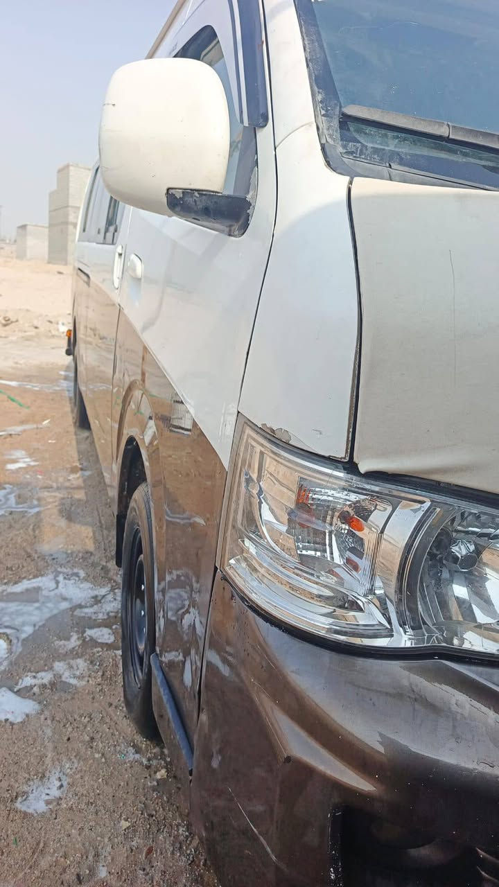 سلام عليكم جنبي مودل 2014 مكفولة كفاله عامه كير و اكسن و محرك و تخم تاير  السعر 115 و بيه مجال الطيبنه*********** ***********
