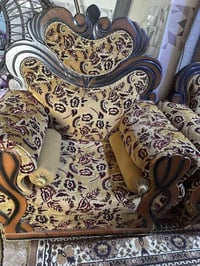 تخم نضيف • ١٠ مقاعد • مقابل مستشفى التركي