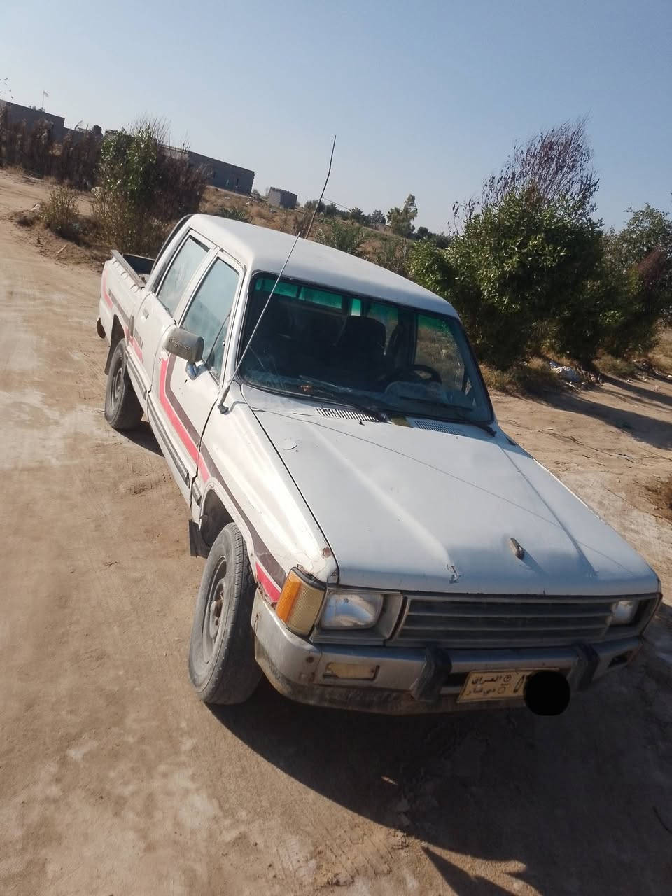 سلام عليكم بيكم 87 سياره نظيفه مكان كربلاء السعر 25 وبيها مجال للطيبين المالك مالتها بالناصريه بالغراف شاصيها كفاله اخوان لا احد يراسل على الخاص مكلف بالنشر خابر راعيها رقم الموبايل ***********
