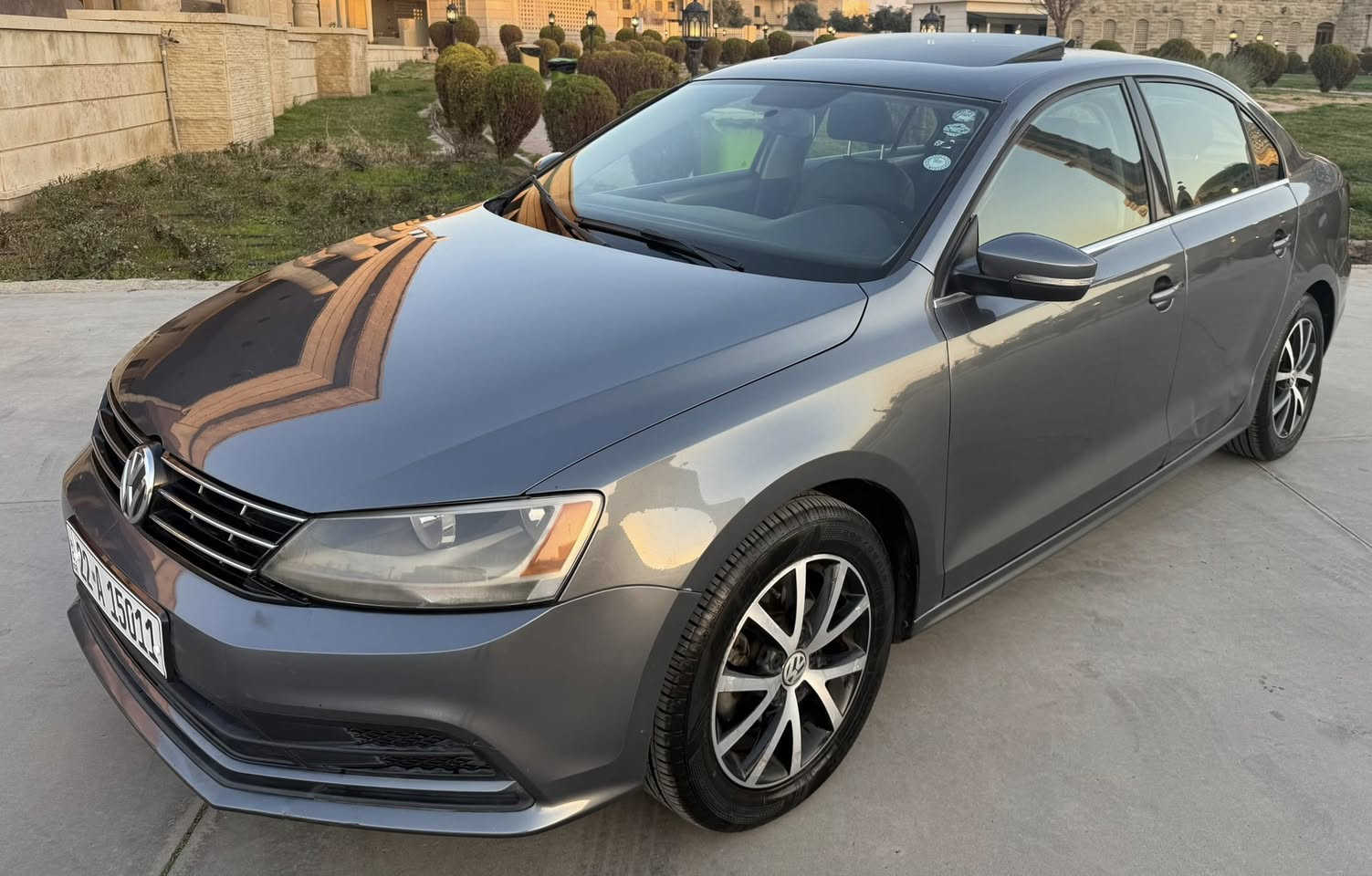 جيتا ٢٠١٨ فول فول مواسه فات قه پات ١ پارچه سبوغ جاملغي. دواوه بي ئيرباك هه موي به شه رت به ناوي خومانه هه تا ئيستا32 مايل رويه مه كينه ١٤ توربو  زور نويه داواي 124$ده كه م سه نه وي تا ٢٠٢٩ نويه***********
