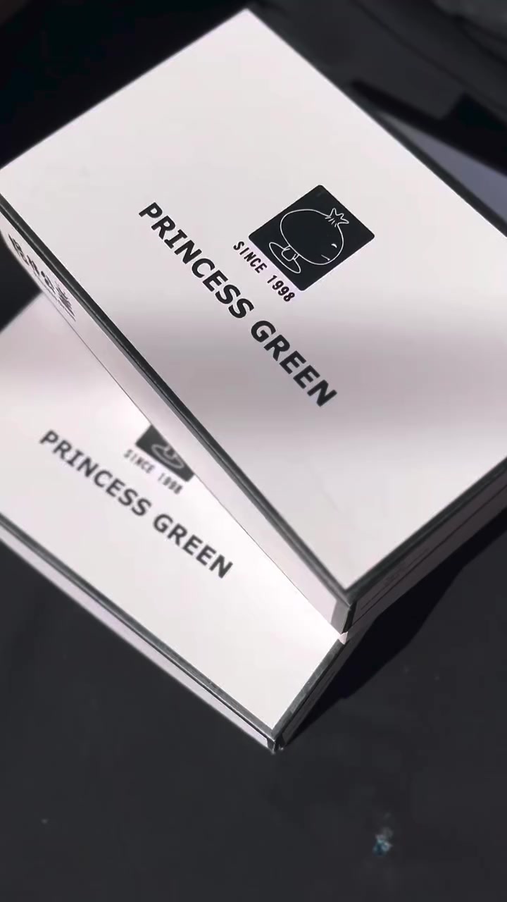 ✨ لأن بنوتج تستاهل تكون أميرة بكل مناسبة ✨

حذاء بناتي أنيق بتصميم ناعم ولمعة راقية 🤍
تفاصيل الفيونكة واللؤلؤ تضيف لمسة فخامة تخلي الإطلالة تكمل 👑
مريح، ثابت، ومناسب للأعراس والمناسبات وكل طلعة حلوة 💫

📏 القياسات من 28 إلى 33
🎀 متوفر بألوان هادئة تناسب كل الفساتين

📍 العنوان:
كوت - شارع ألف عافية - ركن شارع بدلات الأعراس - مجمع جنائن واسط - قرب أزياء فوازير 2

🚚 توصيل لكل محافظات العراق
📞 ***********

 #ترند #أحذية_كوت #سنتر_علي_هادي #مجمع_جنائن_واسط #موديلاتنا #تريند
