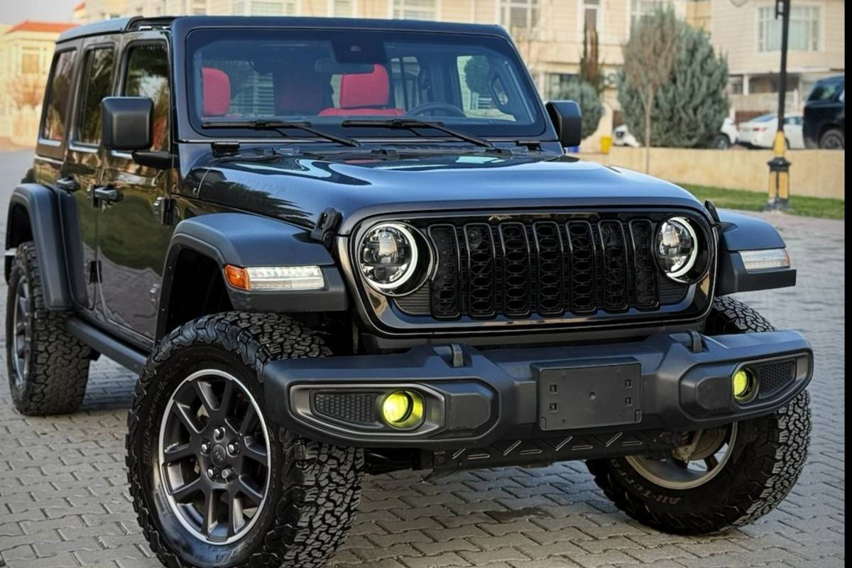 جێب رەنگلەر 2024 فول مواسەفات 
مواسەفات WIILYS 10TH ANNIVERSARY 
22 هەزار مایل ڕۆشتووە 
به سمه شغال 
شاشه گه وره 
كاميراي 4K
به سمه ي ده رگا
سيستمي ايمپريفايه ر ALPINE
راداري بيش دوا لا ته نيشت 
حاسه ي دواوه
اميرجينسي بريك
كوشن هيته ر سوكان هيتر
کوشن جلد ناو سور تا يه و ويل امريكي اوف رود 
وABS,TC,Bluetooth, navigation,GPS,wifi
وCarplay,OFF ROAD PAGE 
و‎ده بل گير ده بل اكسل نيزامي اوف رود
نيزامي ديفلوك
واته قفلي اكسلي پيش و دوا اكات 
دەبل روبيكون HIGH KING
لايت ليد و زينون بگ لايت ليد
مه كينه 4 بستون 2.0 
وAuto start stop نيزامي 
بي بوياخ و بي سارد 
ته نها صندق دواوه ي گوراوه به بيلاد 
بي ناو گرتن بي ايرباگ 

سـعـر : لە کۆمێنت داوابکە ڕاستەوخۆ بۆت دێت 📥 

گێر و مەکیەنەی بەشەرت 
هیچ کێشەیەکی تێدا نییە 

ژمارەی خاوەنەکەی 
شوين سليماني 
***********
