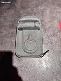 إلكترونيات • إكسسوارات