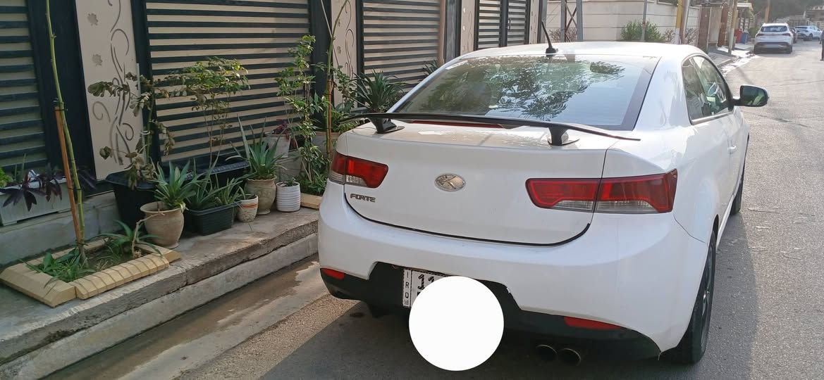 السلام عليكم
رقم بغداد هزه جديده

كيا فورتي 2012 وارد امريكي
محرك 2000 ودش

 حادث امريكا جاملغ امامي

ماشيه 170

كير اوتماتيك

كم قطعه صبغ ابيع حزام البنيد مغلف ستيكر

سياره بحالة جيده 

تبريد شغال 

اشاير بالمري 

سلايد 

***********

عارضها 76 $

بغداد الاطباء   قرب جسر العامريه
