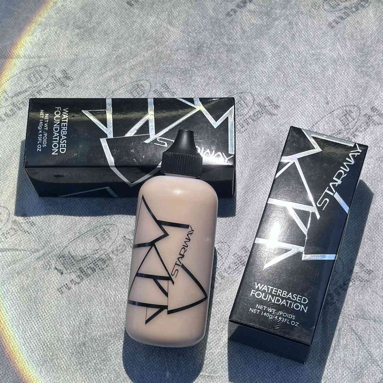 كريم الساس المائي مفيد للبشرة الجافه و المختلطه ويفضل استخدام كنسلير ماي
من اهم المميزات
تغطيه كامله لليشره بطبقه خفيفة مناسبه الاساس المائي يتجانس مع
البشره الجافه
و المختلطة ليقوم يتوحيد لون البشرة ومقاومة الدهون في منطقة T تيزون
الاساس المائي تركيبه خفيفه لبشره حساسة مما يجعله يدوم طوال اليوم
وبطبقه خفيفة مما يجعل جمالك طبيعي
يمكن استخدامه على الجسم من اجل نظاره طبيعية
ووفرنا لك عبوه بالحجم الكبير للاستعمال اليومي من دون عنا
سهل الدمج مفيد لصحت بشرتك

السعر 2 الف فقط


**إذا كنت صاحب هذا الإعلان وتريد حذفه لأي سبب، رجاءا أرسل رسالة إلى الدعم الفني**