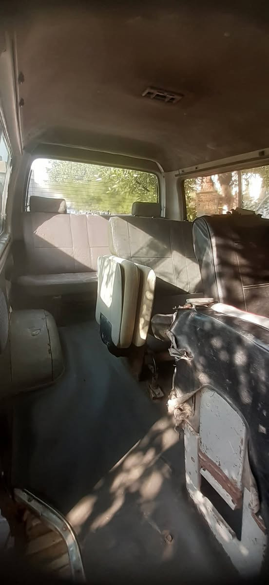 السلام عليكم
كيه هونداي للبيع محرك بانزين كير واكسل شغال المكان بغداد ***********
