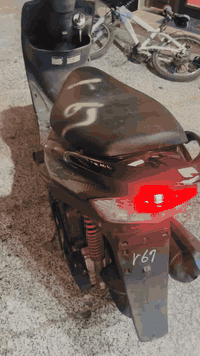 ماكس عدله صارلها يومين من مطلعها من وكيل بس بدلتلها دهن وترستها بنزين عفتها وصلها موجود داجه خت واحد ويا مكينه سلف هندر شاير كلو متر داجه كلها شغاله وكلها بلادي سعرها مليون و٥٠ قفل صار عندي ضرف وريد بيعها كفاله عامه خت واحد ويا مكينه محجه حجي لاتبخير لاتنقيص دهن حته مكينه ماطيحه بعدهي مكاني بصره ياسين خريبط /*********** بخدمت شراي
