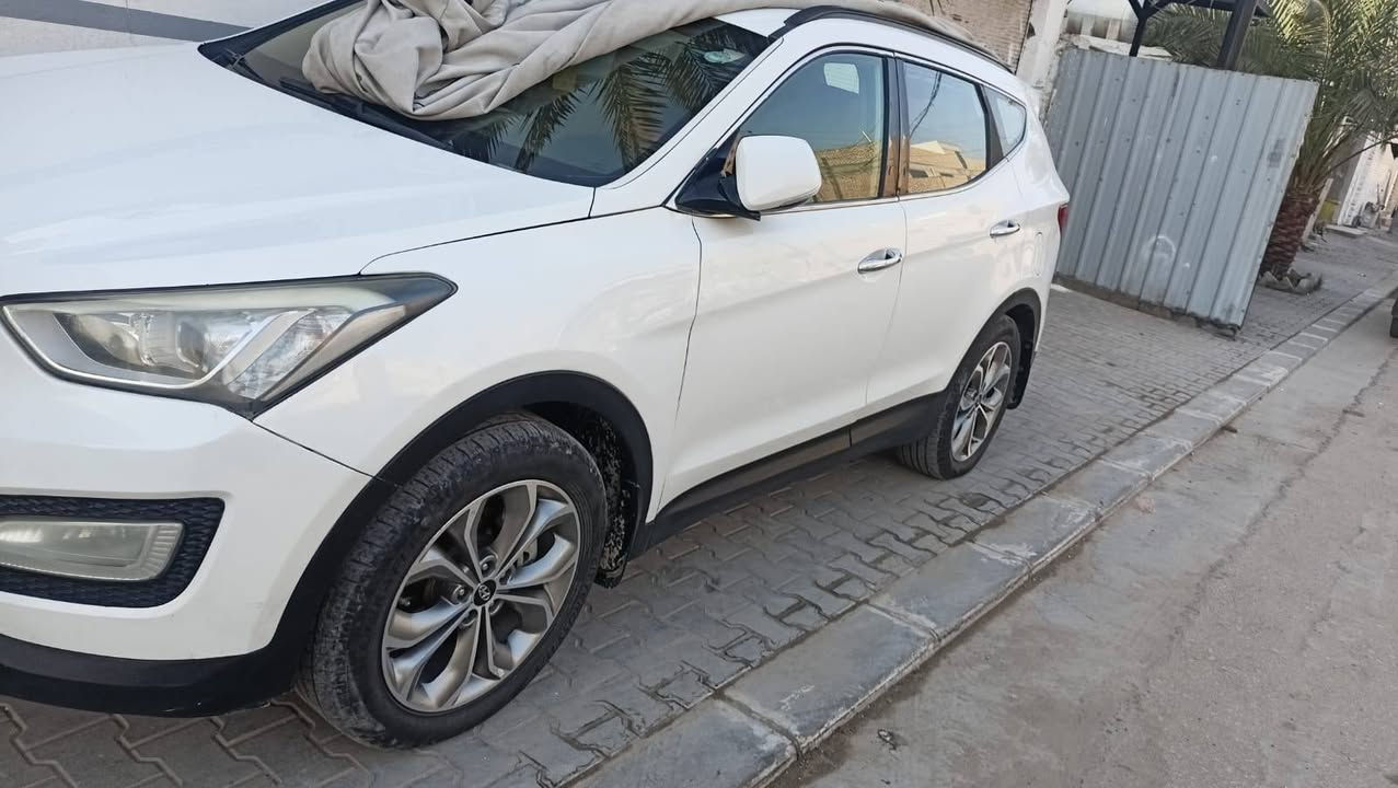 سنتافي ٢٠١٥ جديده كامله من جميع نواحي اربعه سلندر سعر ١٥٥ مبايل ***********
