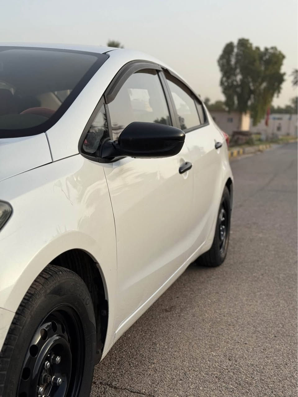 كيا سيراتو ٢٠١٤ بيضاء رقم بغداد الجديد ب اسمي 
تبريد شرط ثلج الضهر
 3 قطع صبغ فقط  
وبيها بارد جاملغ امامي جهه سايق 
محرك ١٦٠٠ دوش
مكانها بغداد زعفرانيه 
للتفاصيل خاص 
السعر 109 بغداد, العراق


**إذا كنت صاحب هذا الإعلان وتريد حذفه لأي سبب، رجاءا أرسل رسالة إلى الدعم الفني**