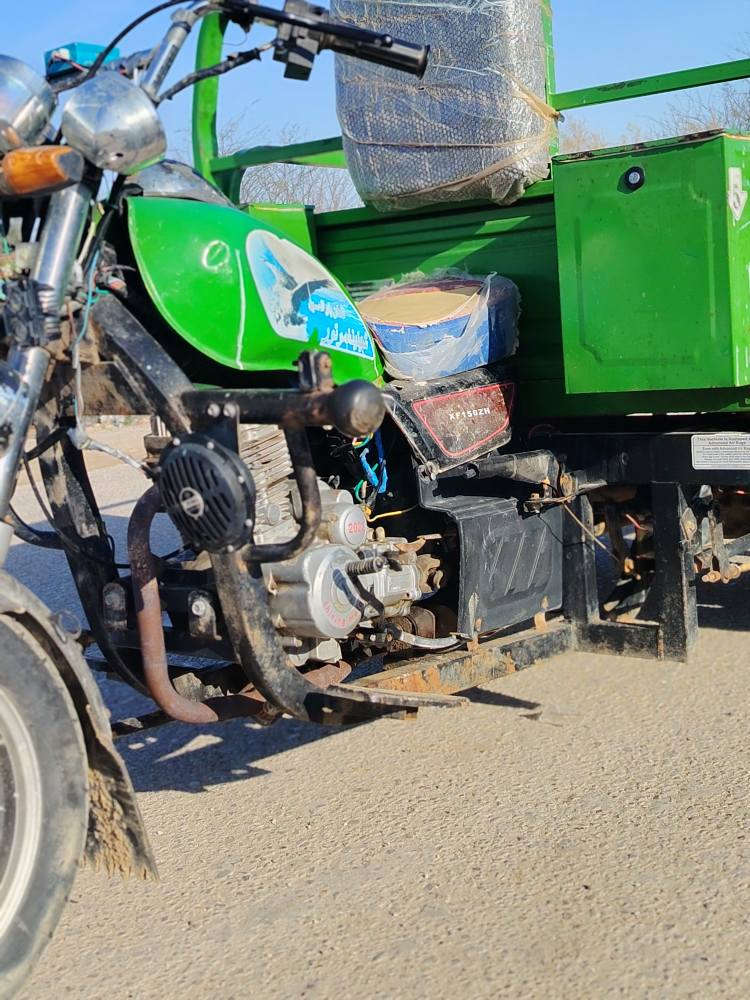 سلام عليكم ستوته للبيع مديل 2022  اوراق اصولي مكينه نضيفه بس مجفته شاصي كفاله ركبه كفاله تصال ***********
