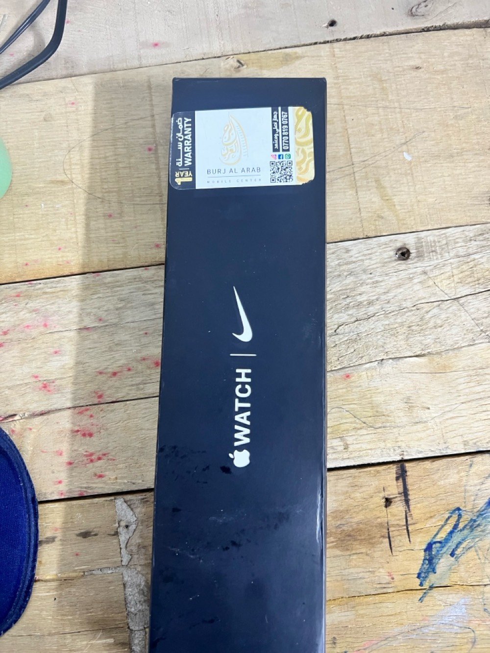 السلام عليكم ابل نايك سيرس 7
حجم 45 بطاريه 89 نضافه فول 
كامل ملحقات كارتونه شاحنه اصلي
وسير اضافي 200 سعرها وبيها مجال بسيط