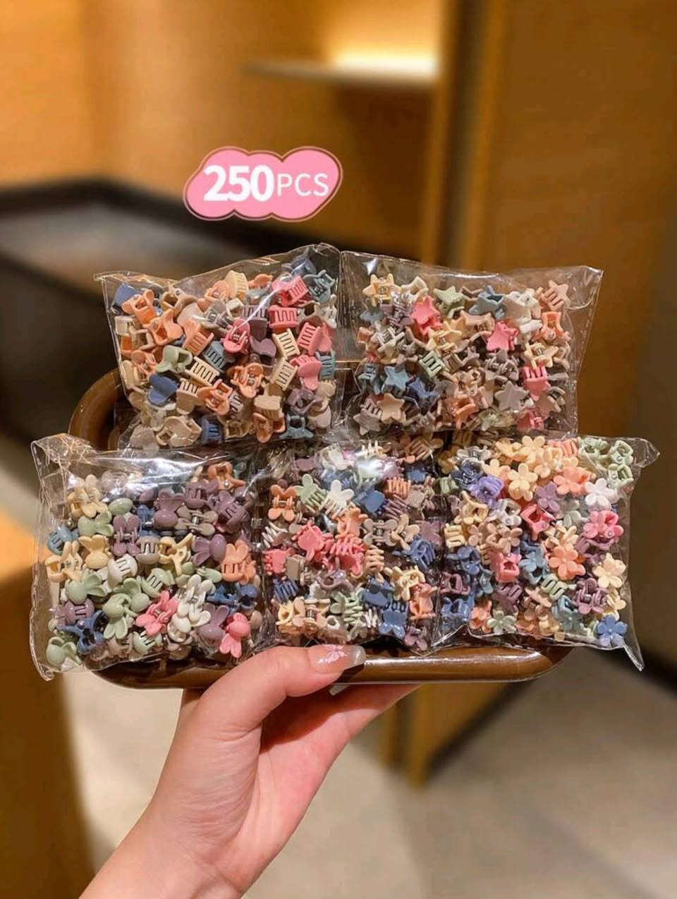 باكيت كلابس شعر ميني 50 قطعة 🌸

اشكال فراشة + ورد + قلوب 
كل الالوان الباستيل الترند

ماركة شي ان الاصلية 
السعر: 10,000 دينار فقط

القطعة الوحدة 200 دينار 😍
ارخص من السوق 3 مرات

توصيل الناصرية 2,000 دينار
للحجز دزي "كلابس" + العنوان خاص

كمية محدودة 8 باكيتات بس 🔥


**إذا كنت صاحب هذا الإعلان وتريد حذفه لأي سبب، رجاءا أرسل رسالة إلى الدعم الفني**