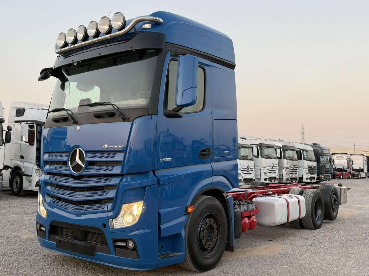 نوع :اكتروس  شاصي تاك تاير دبل قماره عالي جبليس امامي 
موديل:2016✅ 
حجم :2551 ✅
لون :   ازرق  ✅
مواصفات: هاف  تبريد ثلاجة حساس كاميرا  لاسيكي روبستون ليزر وعلامه ليد 
رقم : كاتي دخول جديد
سعر: 365$ ثلاثة شده  وخمسة وستون ورقة دولار /36500$
العنوان: معرض به لين في اربيل قوشتبه شارع العام 
*********** بەڵێن  / أبو علي 
***********

رجاءً عدم الاتصال  بعد ساعة 🕙 🔟 عشرة لليل
موقع جديد معرض به لين اربيل قوشتبه مدينه المعارض مقابل شركة أوزير 
موقع معرض https://maps.app.goo.gl/11RXL3FxQzCXFYZL8?g_st=iw
