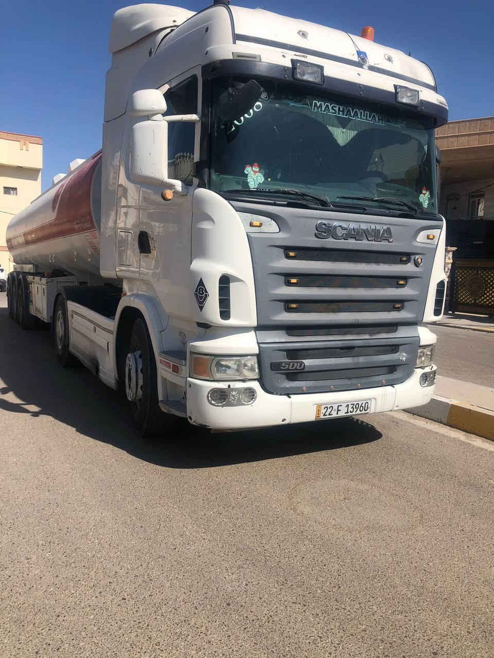 سلام عليكم للبيع سكانيه
 2006 
حجم 500
V8
تانكي حازم
سياره جاهزه 
للأستفسار 
***********
***********
