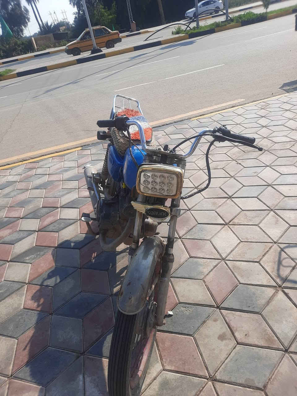 #مكلف_بالنشر
لبيع دراجة ايراني موديل 14 كلك بدون اوراق
 سعر 150 وبي مجال 
*********** 
***********
