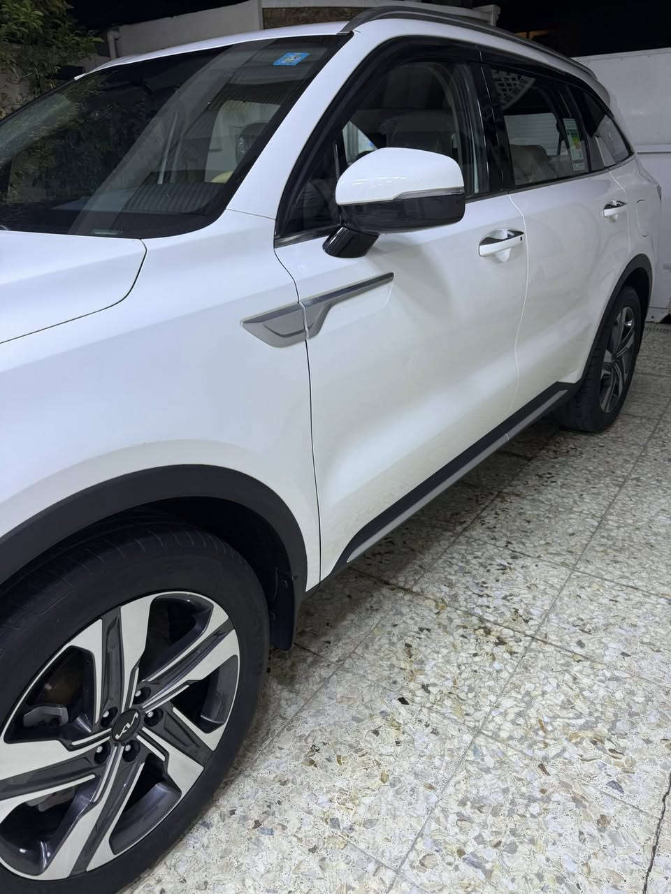 السلام عليكم سورنتو موديل 23خليجي
مكفولة كفالة عامة 

محرك 6 سلندر 

ماشيه41

رقم بغداد الجديد بأسمي

مكان السيارة بغداد 

السعر 295 بيها مجال 

الاستفسار ***********
