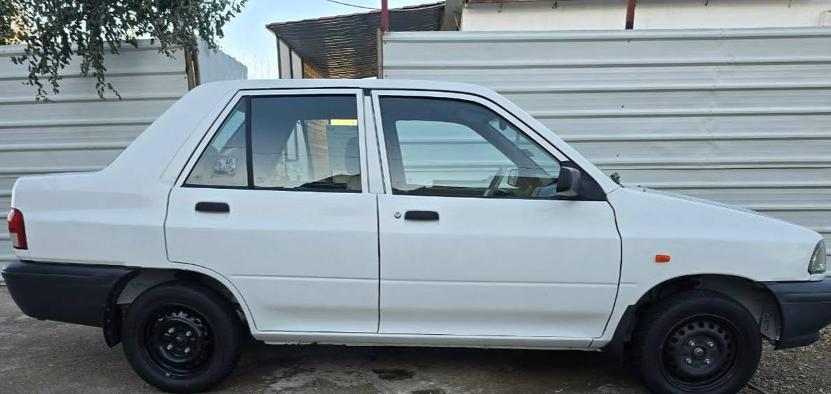 السلام عليكم ورحمه الله وبركاته سايبا 24السياره ماشيه 28سياره جاهزه الف متصرف عليه فقط يم جهه البانزين بيه ملاحضه بسيطه البقيه مكفوله من كلشي سعره 68بيه مجال ملاحضه لحد يكسر بيه لان مال الحجي☺️تفاصيل اتصال ***********مكانه بغداد الكرخ
