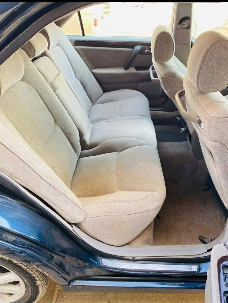 سلام عليكم  ملكه مفحوصه مرور وكمرك    
كرتستال اصل 
ديفور الجبير 
تخم تاير ويل نجمه 
3 دكم تبريد  خلفي 
تحوير نجف. فوك وجوه 
مشط لكزز 
دشبول عارف 
سياره جاهزه مالت جناي. السعر65    مكان الديوانيه***********
