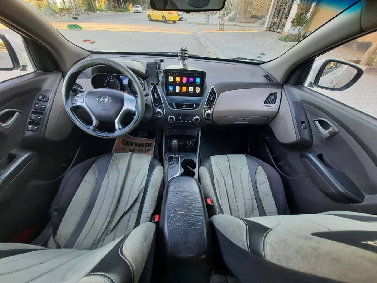 السلام عليكم توسان ٢٠١٣ ادوات كص جنطة   متؤمة طبق الاصل حته  رقم الشاصي السيارة جاهزة للاخير باتزين بانزين   بدون اي نقص كير ومكينه كفالة مكينة  ٢٠٠٠ دوش مكانهه بغداد   عارضهه ب ٥٧ بيهه مجال شي كلش بسيط شباب جوه ال ٥٤ لتعب روحك ***********
