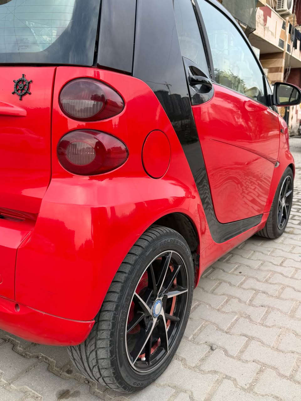 للبيع مرسيدس سمارت 451 موديل 2011 اصل أصولي رقم اربيل باسمنا تحويل مباشر رقم الجديد 
على وضع الشركه بلاديه برغي ممفتوح بيه محرك كير ستندر بنزين 3 بستم كير اوتماتيك وعادي 
حداديته كهربائيات تدفئه تبريد كله بلادي وجاهزه ومسويله ادامه كامله 
زيوت فلاتر تخم تاير باتري ويل كب 
فول موضفات سقف بانورما جام كهرباء سنترلك رمونت كشنات هيتر سستم سماعات 
شاشه اعطال قفل كير ستيرن باور كهرباء الخ .. 
مكانه بغداد العطيفيه والسعر 53 ورقه وبيه مجال بسيط *********** بغداد, العراق
